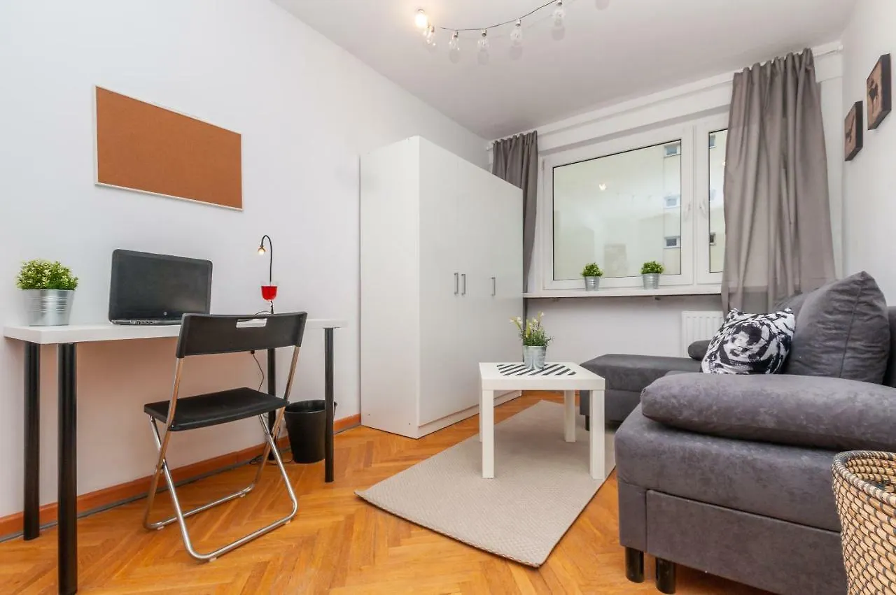 Little Home - Chmielna 34 Warschau Privatunterkunft